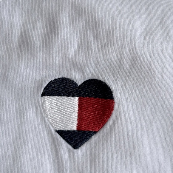Tommy Hilfiger Essentially White Cotton Tee T-shirt Heart Flag, Crew neck Large - Picture 8 of 9